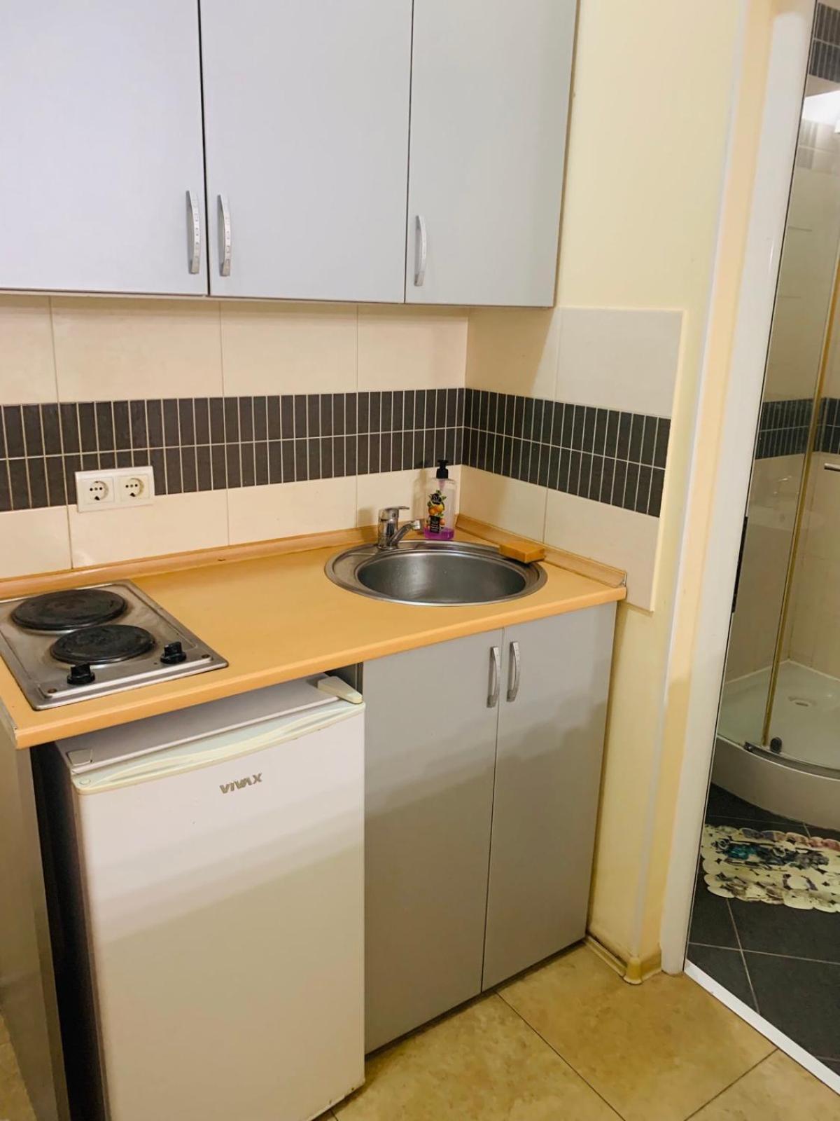 Империя Apartment Бар Екстериор снимка
